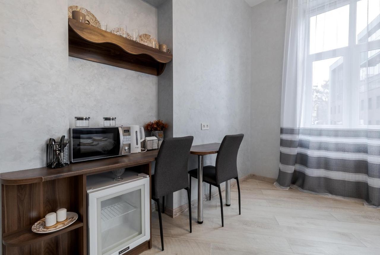 Golden Violin ! Apartments Lviv S Ngoại thất bức ảnh