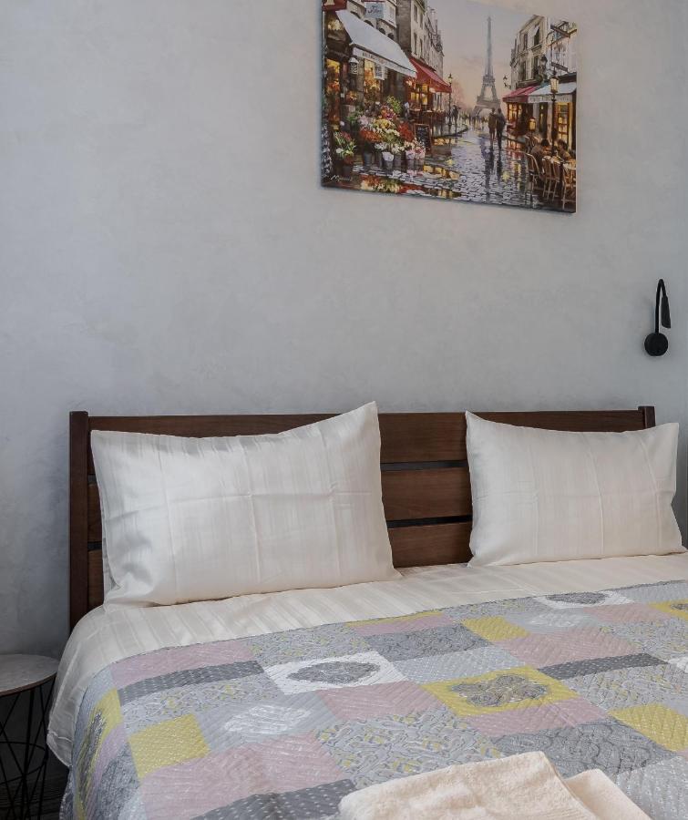 Golden Violin ! Apartments Lviv S Ngoại thất bức ảnh